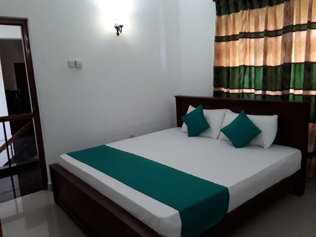 La Sachara Bed and Breakfast Kandy Exteriör bild